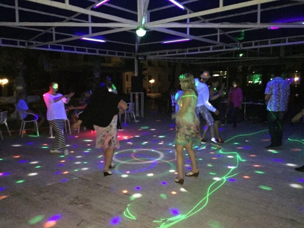 Club Hotel Rama Beldibi  Bagian luar foto