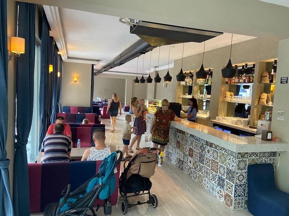 Club Hotel Rama Beldibi  Bagian luar foto