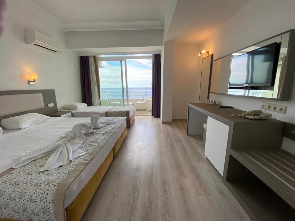 Club Hotel Rama Beldibi  Bagian luar foto